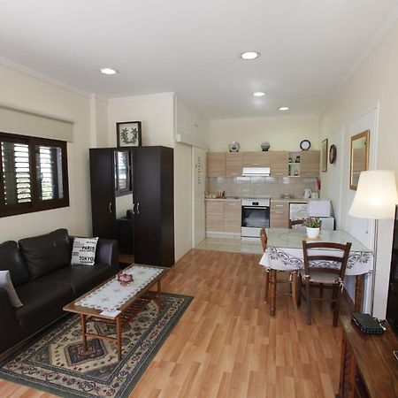 Nicosia Luxury Studio ภายนอก รูปภาพ
